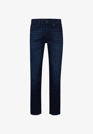 Jeans de ganga azul escura com um design de perna reta, apresentando bolsos frontais, um fecho com botão de metal e detalhes de costura subtis.