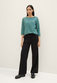 TOM TAILOR 1044145 T-Shirt à Manches Longues, 36556-navy Watercolor Squares Design, S Femmes