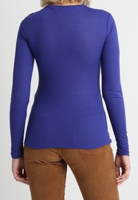 VILA Long sleeved top - blue