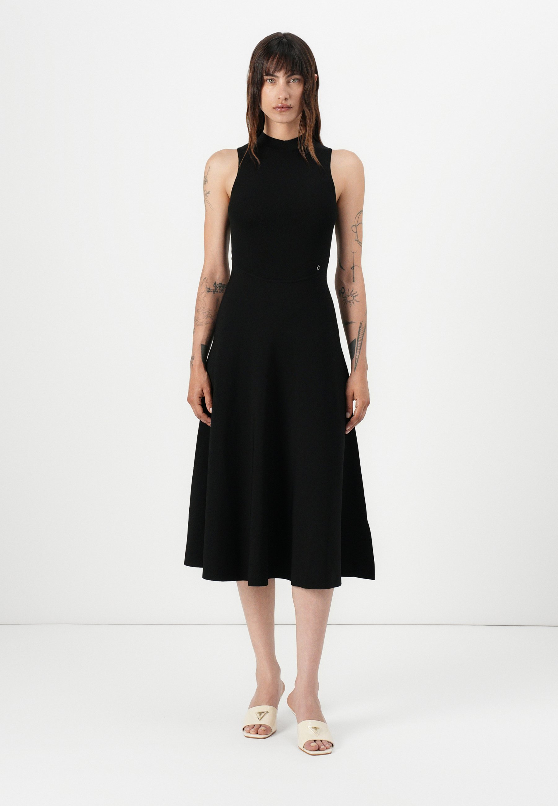 Vestido Guess Mujer GUESS Vestido Largo Luana Para Mujer, Negro