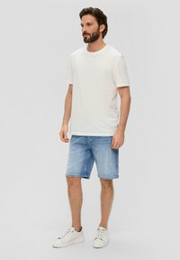 s.Oliver Short en jean - blau