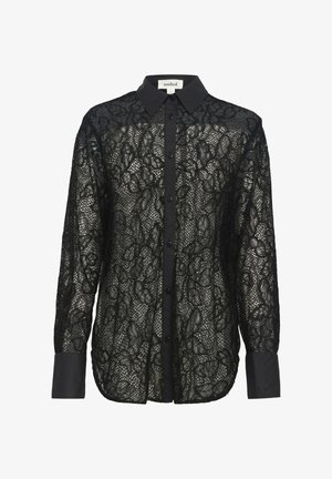 Cămașă din dantelă neagră cu un model floral, guler clasic, închidere cu butoane în față și mâneci lungi cu manșete și plachetă negre uniforme.