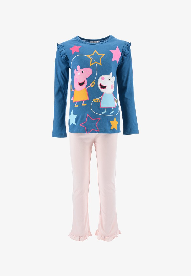 Blaue Langarmbluse mit bunten Comicfiguren und Sternen; kombiniert mit weichen rosa Schlafanzughosen mit Rüschenabschlüssen.