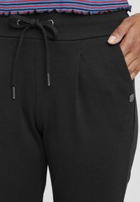 Oxmo OXANITA REGULAR FIT - Tracksuit bottoms - black