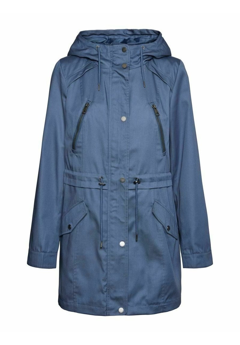 Marinblå lättviktsjacka med dragsko i huvan, zippar på bröstfickorna och stora sidofickor. Funktioner inkluderar tryckknappar och justerbar midja.