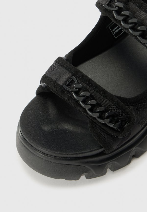 JUYCE CHAIN - Platform heels4