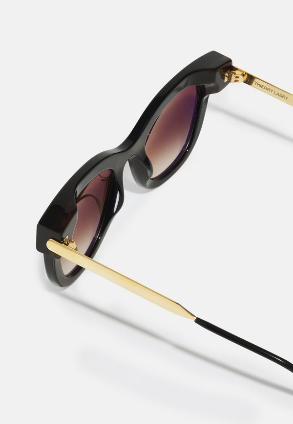 SEXXXY - Sunglasses4