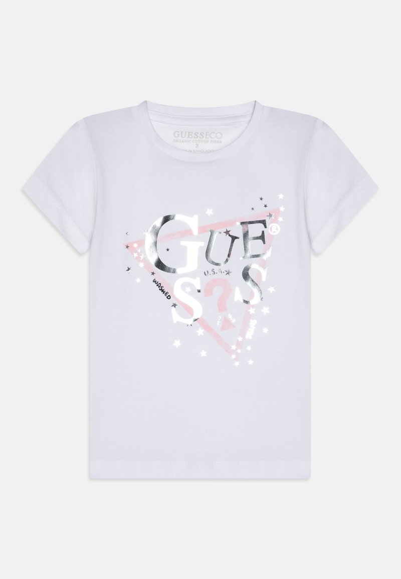 Hvit T-skjorte med korte ermer laget av økologisk bomull, med et trekantet design med sølvfarget tekst og rosa detaljer, prydet med stjerner.