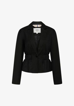 Crni sako s prilagođenim dizajnom, s naglašenim strukom, dugim rukavima i jednim dugmetom za zatvaranje. Izrađen od glatkog materijala, s minimalnim detaljima.