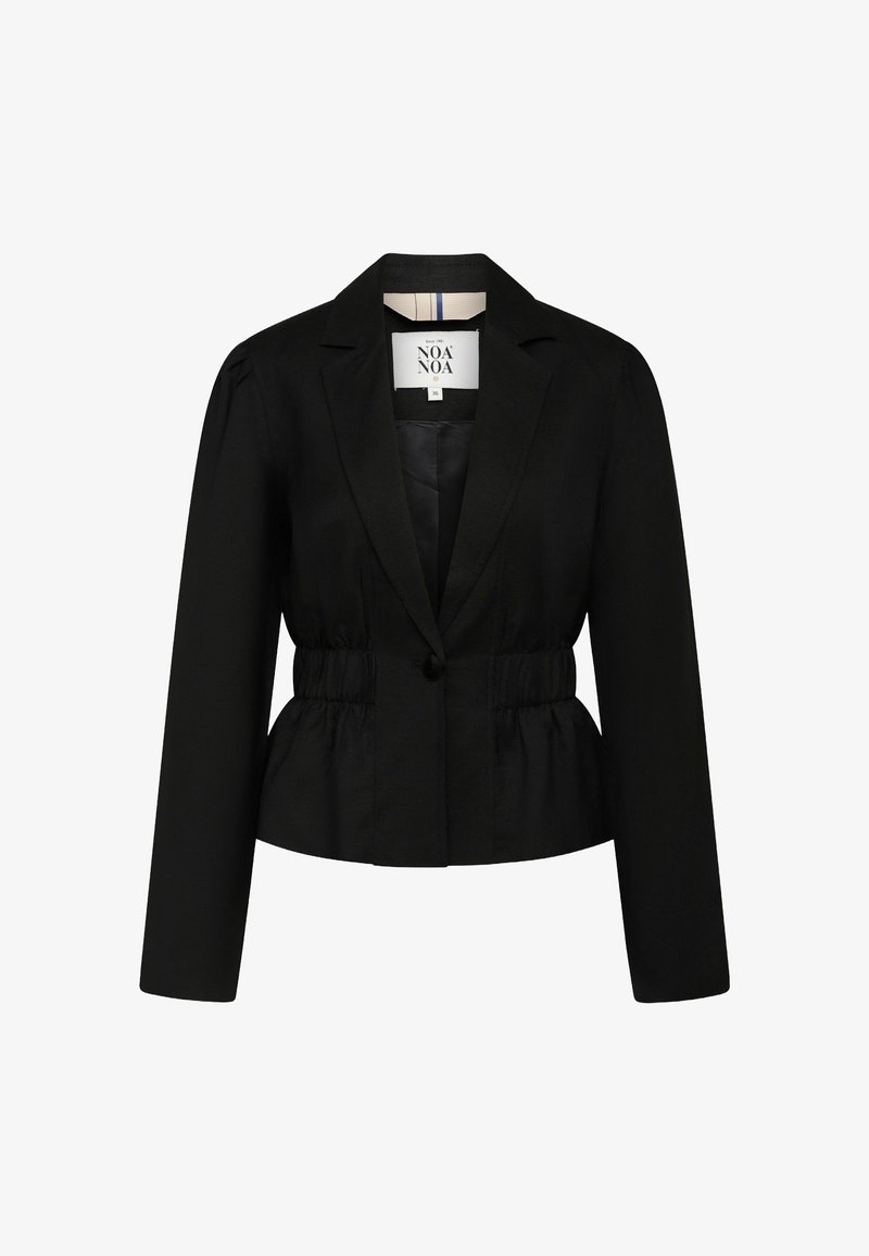 Mustad must kardigan, millel on liibuv disain, rõhutatud vöökoht, pikad varrukad ja ühe nööbi kinnitamine. Valmistatud siledast kangast, minimaalne detailsus.