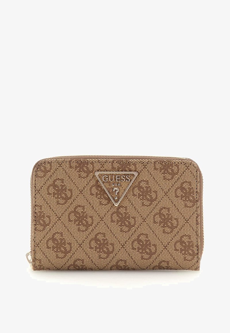 Portefeuille zippé brun en tissu texturé, avec un motif de logo en relief et un accent de logo triangulaire en argent à l'avant.