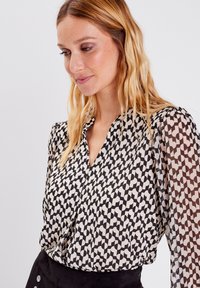 Breal ÄRMELN - Bluse - noir