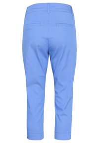 Pantaloni blu a vita alta, con una texture liscia, dotati di una cintura posteriore e due tasche sul retro, progettati per una vestibilità su misura.