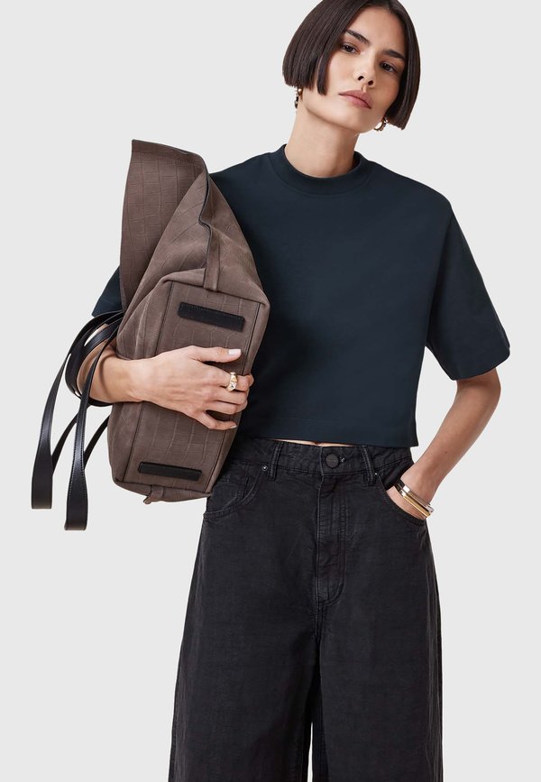 LOTTIE TEE - Basic T-shirt4