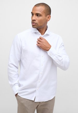 LINEN SHIRT - COMFORT FIT - Businesshemd - weiß