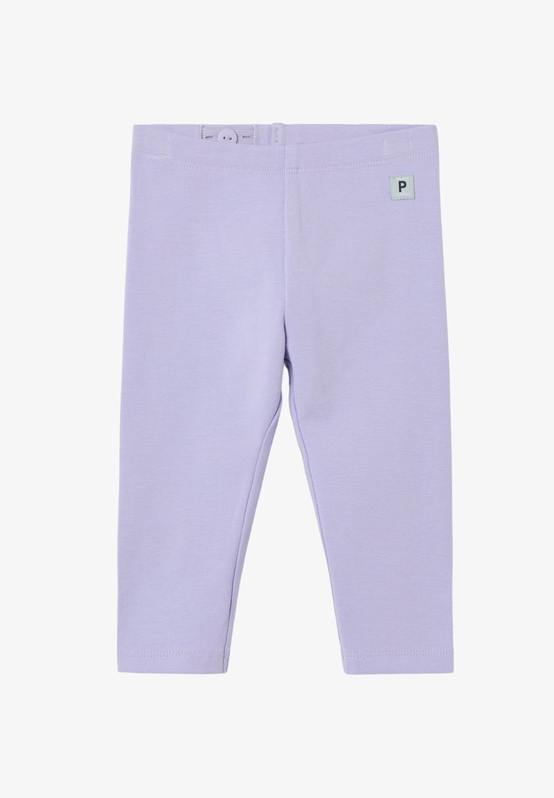 Lyse lavendel leggings lavet af blødt stof, med knaplukning og et lille firkantet mærke med bogstavet "P" på taljen.