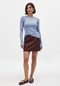 NA-KD ROUND NECK - Top s dlhým rukávom - light blue