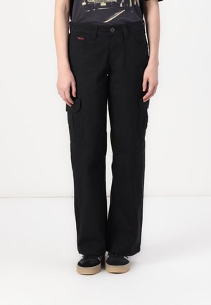 KAYLA PANT - Oldalzsebes nadrágok - black