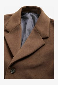 Sélectionné, toffee brown