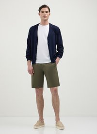 Calliope CENTRALE - Short - verde