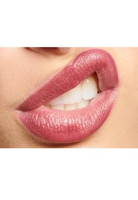 IsaDora PERFECT MOISTURE LIPSTICK ljusrosa