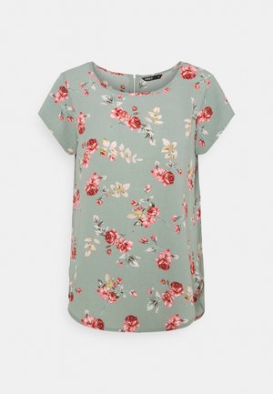 ONLY Tall ONLVIC - Μπλουζάκι με στάμπα - chinois green/red