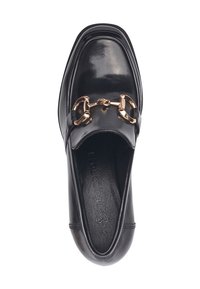 Mocassin en cuir noir avec un bout carré et un détail en métal doré en forme de mors sur le dessus, taille 37, vu de dessus.