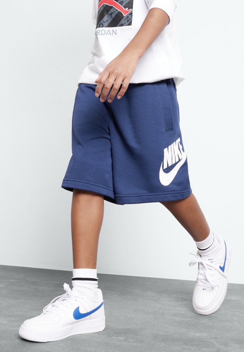Nike Sportswear CLUB UNISEX - Calções - midnight navy/white