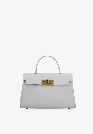 Elegante weiße Lederhandtasche mit Henkel oben und goldfarbenem rechteckigem Drehverschluss an der vorderen Klappe.