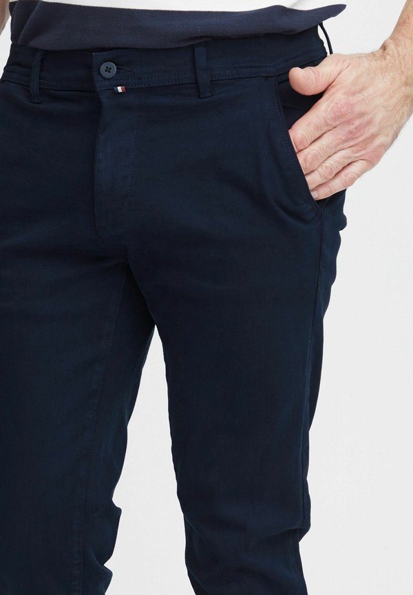 FQCHARLS REGULAR FIT - Chinos - salute4