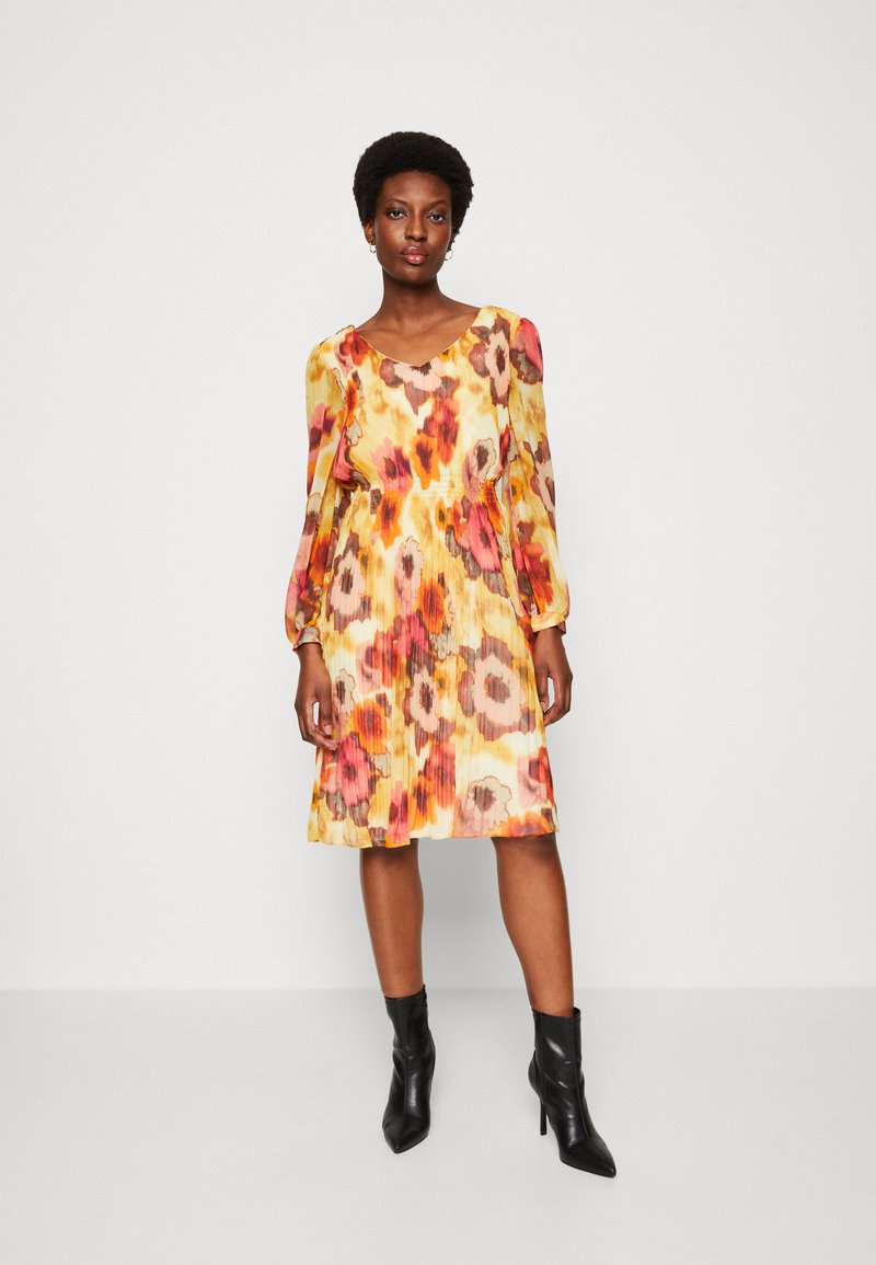 Esprit Collection DOUBLE V Cocktailkleid/festliches Kleid orange