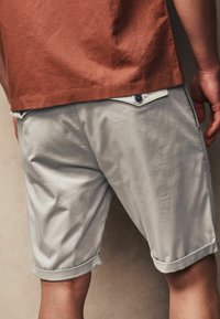 Next REGULAR FIT - Shorts - light grey