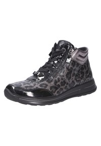 Zwarte en grijze luipaardprint high-top sneaker met een gepatineerde leren afwerking, vetersluiting en een zijritsdetail. Rubberen zool voor grip.