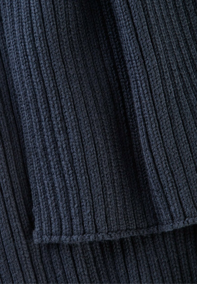 Oxmo OXVIVISCARF - Sjaal - nautical blue mix/blauw