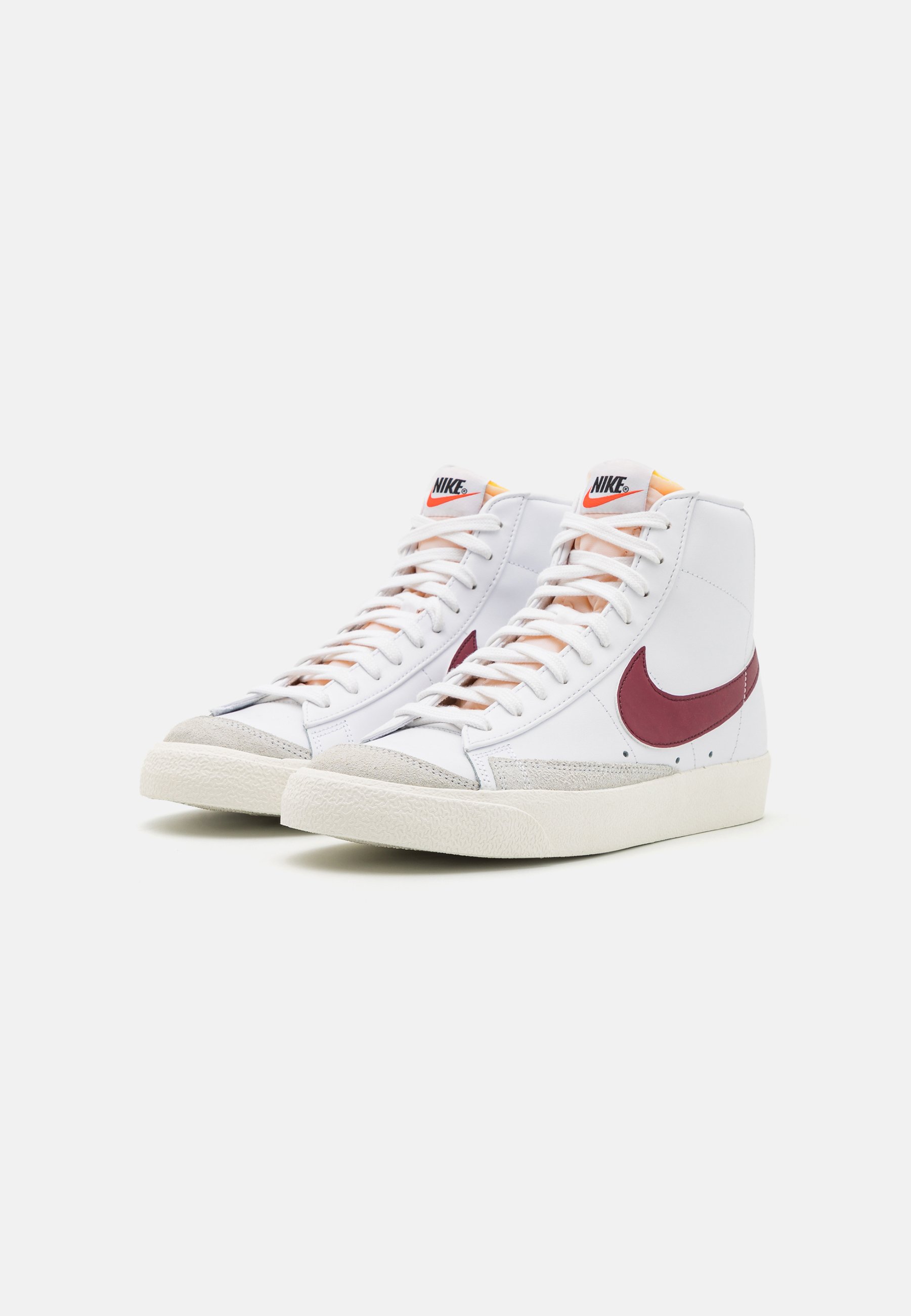 nike sportswear blazer mid 77 vntg