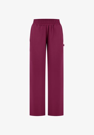 Szerokie bordowe spodnie z elastycznym pasem i bocznymi kieszeniami, wykonane z gładkiej tkaniny, pokazane na białym tle.