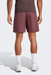 adidas Performance TR-ES WV SHO - Športové šortky - burgundy   white