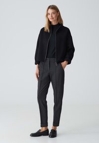 OPUS MELINA REMIX - Chino - black