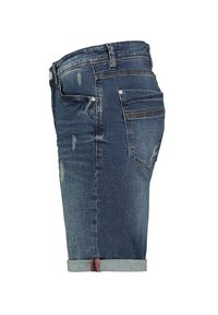 Denim shorts met een verouderde afwerking, donkerblauwe kleur, opgerolde mouwen en vijf zakken. Voorzien van metalen knopen en contrasterende stiksels.