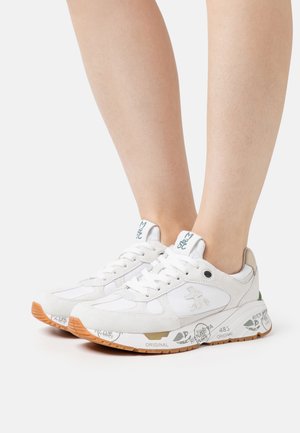 MASE - Trainers - grey