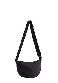 Axelremsväska - black