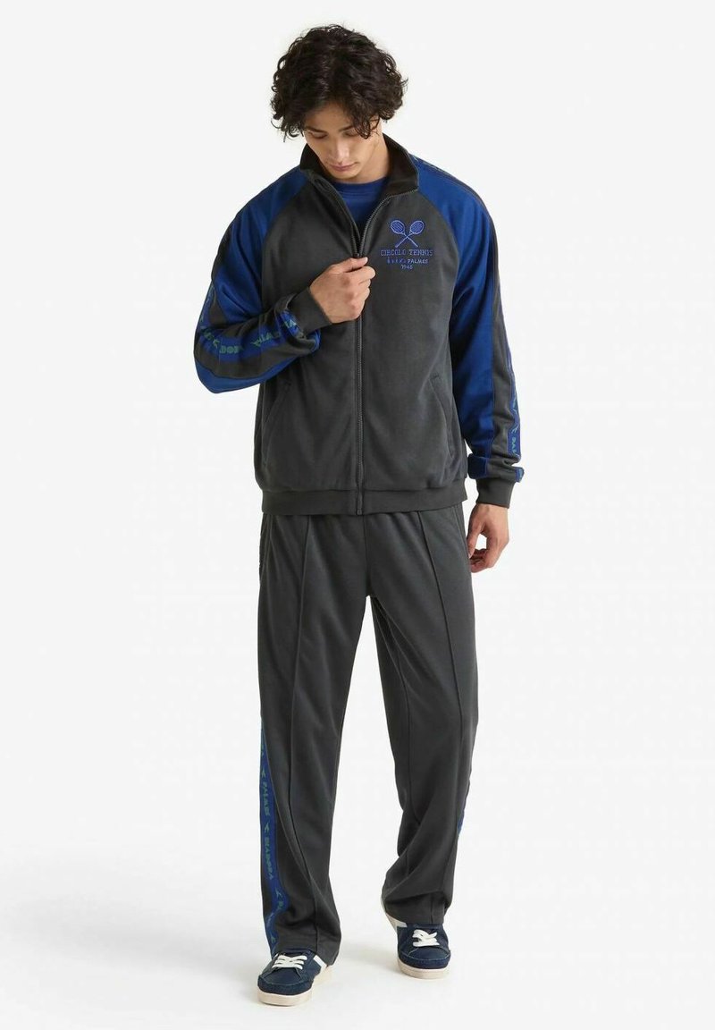 Sudadera con cremallera