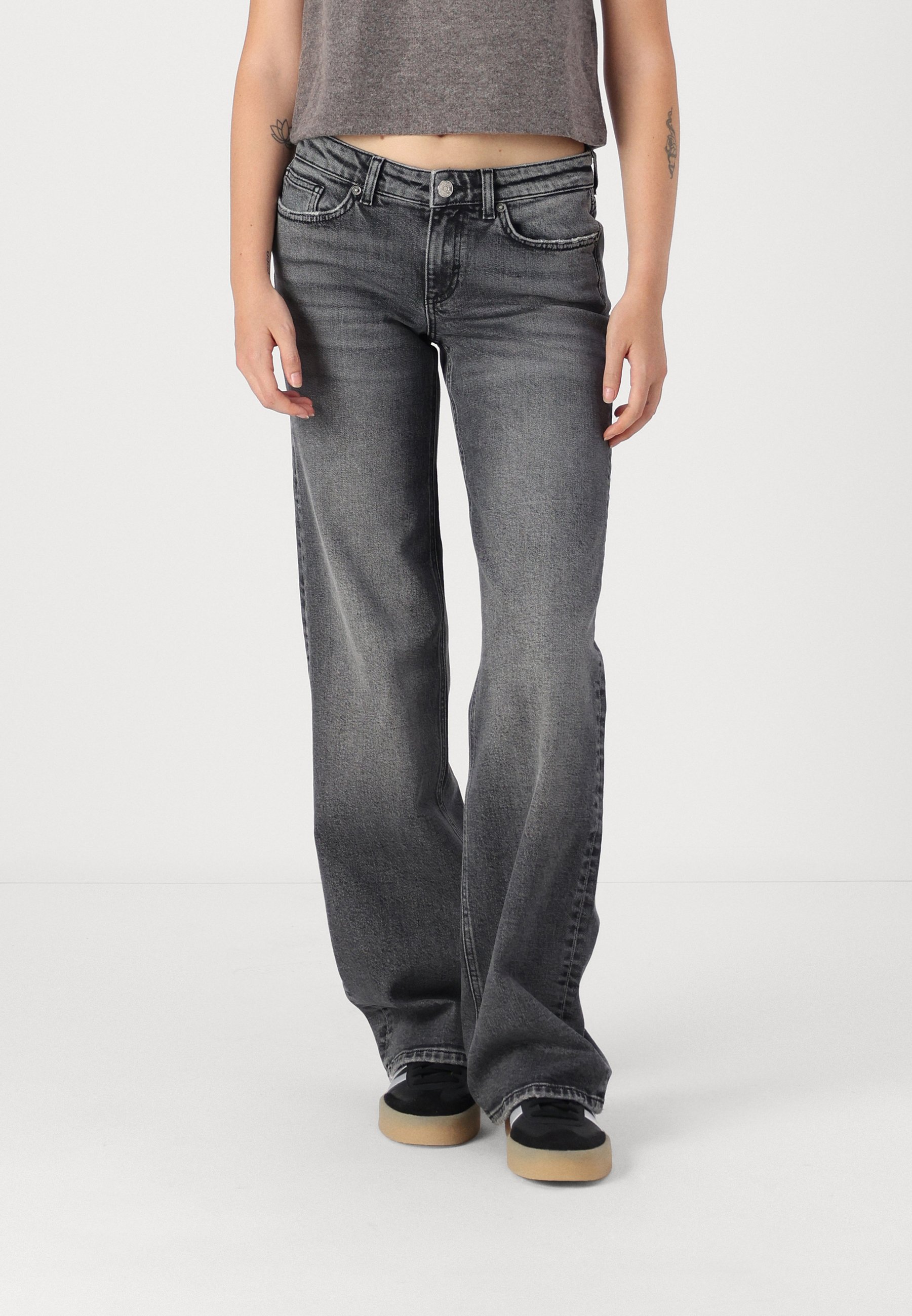 ONLY ONLJUICY WIDE - Wide Leg - dark grey denim/grey denim