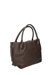 Borsa a tote in pelle marrone con finitura testurizzata, manici arrotondati e una forma morbida e floscia. Presenta due cuciture laterali e un design semplice e funzionale.