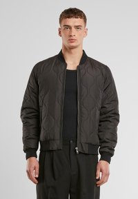 Urban Classics - ONION QUILTED  - Giubbotto Bomber - black Immagine in miniatura 1