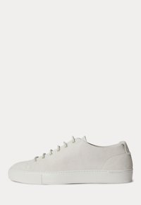 Επιλέχθηκε, off white