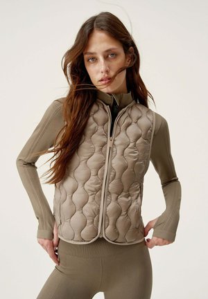 KENAL - Bodywarmer - walnut