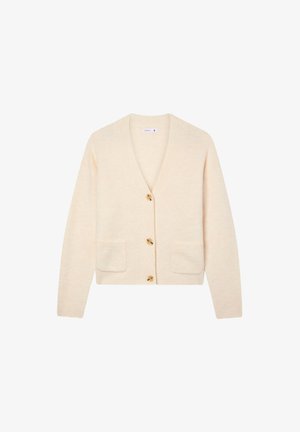 Kremowy kardigan wykonany z miękkiego materiału, z dekoltem w serek, czterema guzikami i dwiema przednimi kieszeniami. Teksturowane wykończenie i krótki krój.