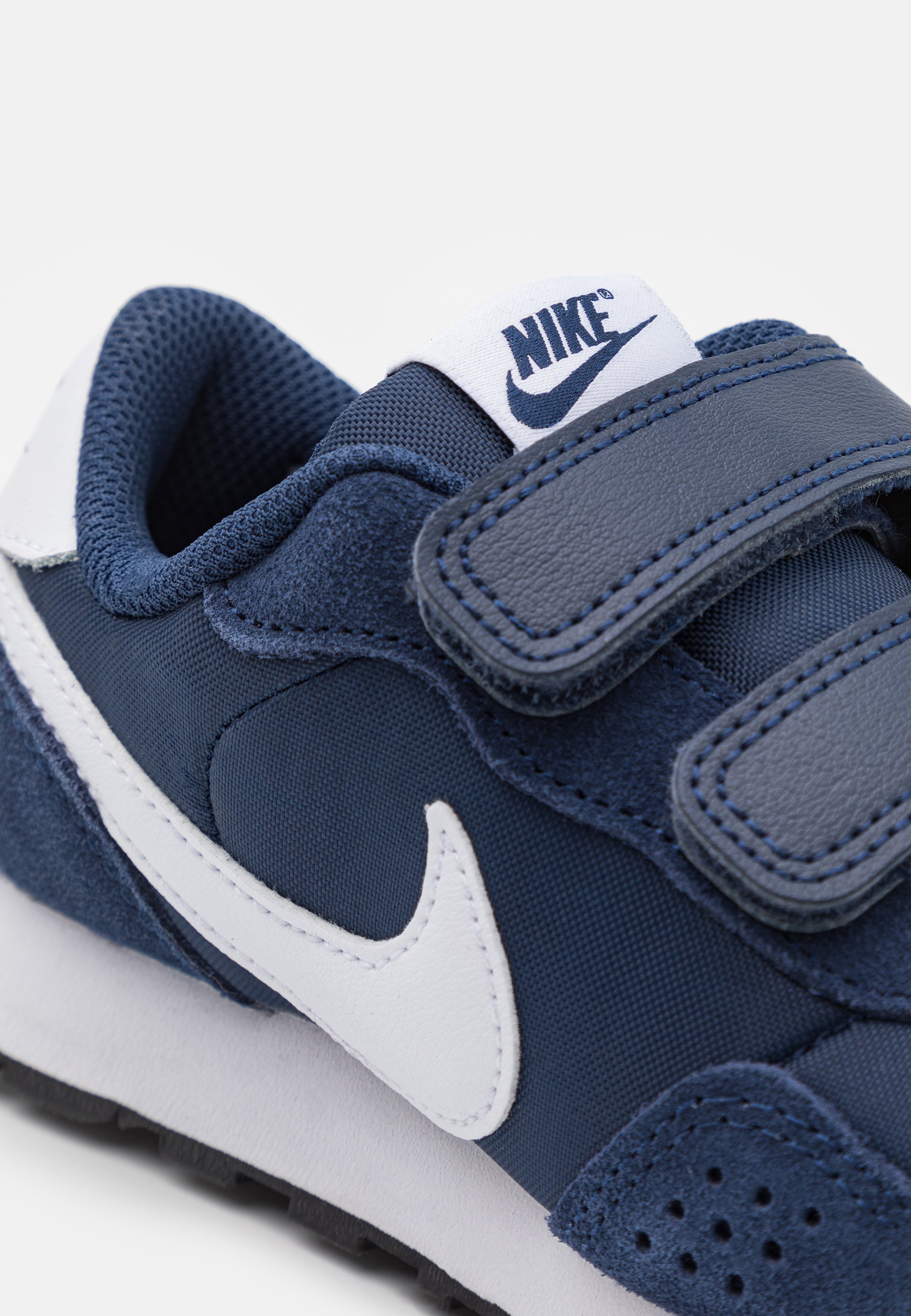 zalando nike runner 2