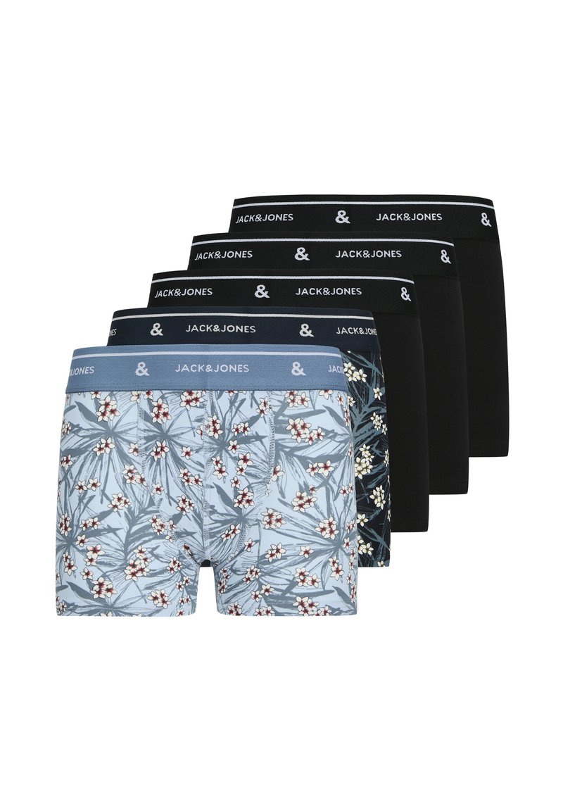 Quatre paires de boxer pour hommes en noir, avec des tailles élastiques portant le logo de la marque. Une paire a un motif floral bleu sur un fond clair.